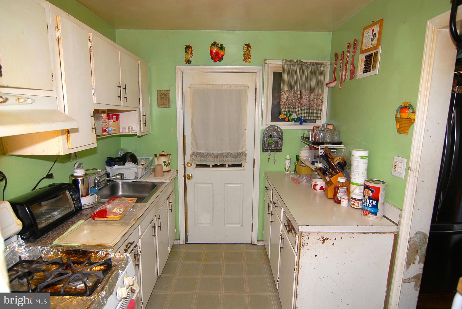12009 Centerhill Street Silver Spring, MD 20902 - Photo 7 of 9