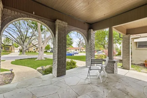 $829,000 | 907 Monte Vista Drive, Dallas, TX 75223