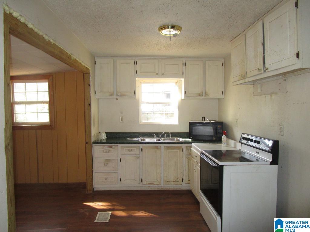 617 Highway 8 Montevallo, AL 35115 - Photo 3 of 25