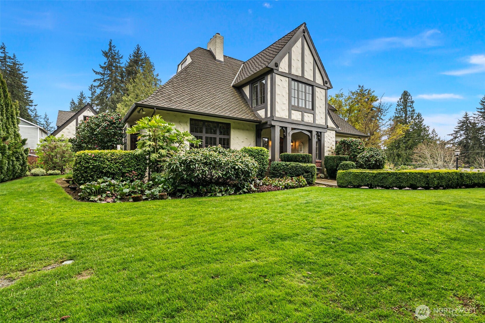 659 Alta Vista Place Fircrest, WA 98466 - Photo 40 of 40 a front view of a house with a yard