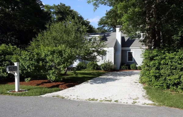$745,000 | 114 Long Pond Road, Barnstable, MA 02648