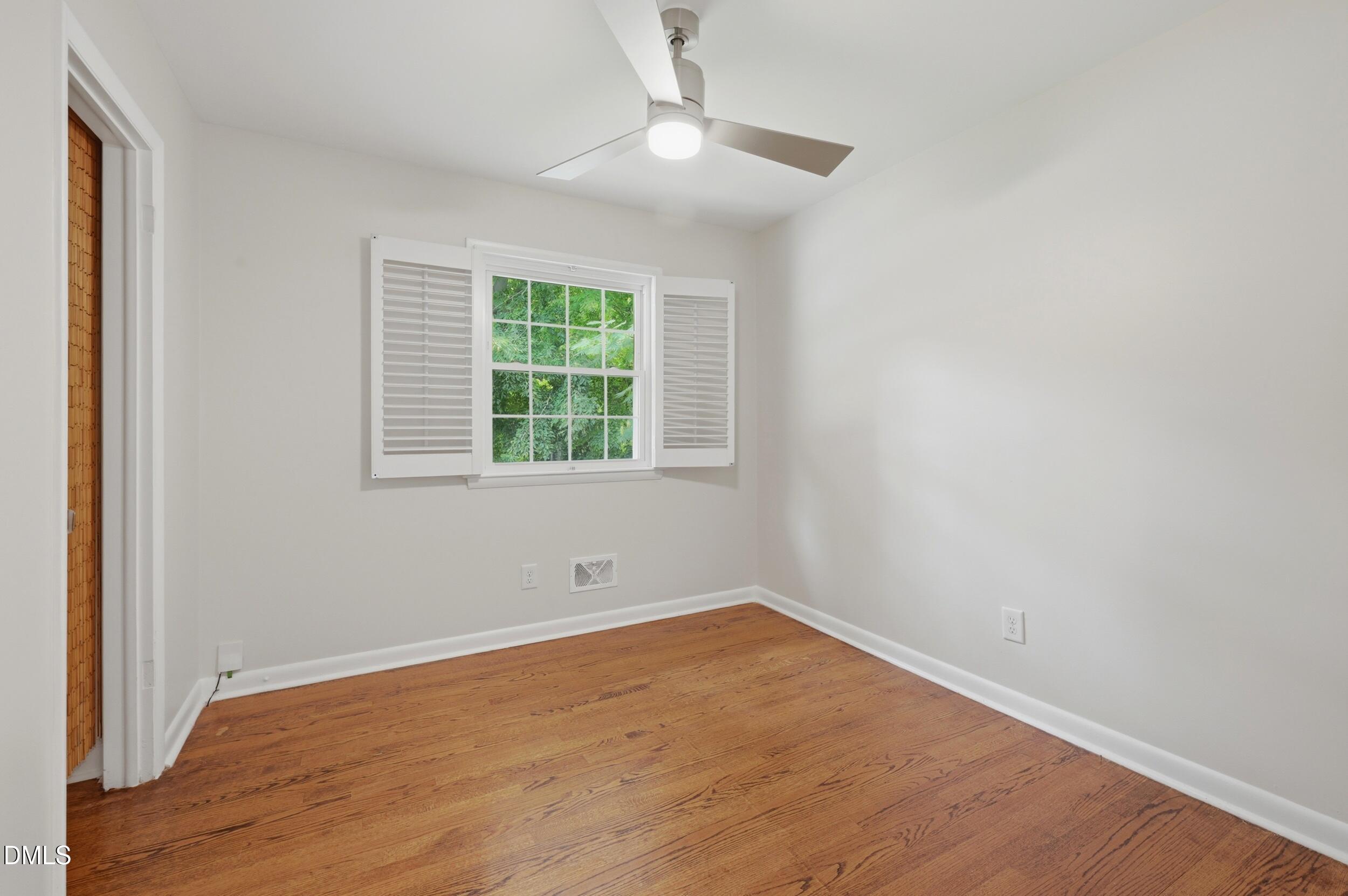 2744 Milburnie Road Raleigh, NC 27610 - Photo 21 of 33 047
