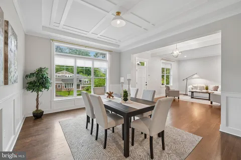 $2,400,000 | 2336 North Oak Street, Falls Church, VA 22046