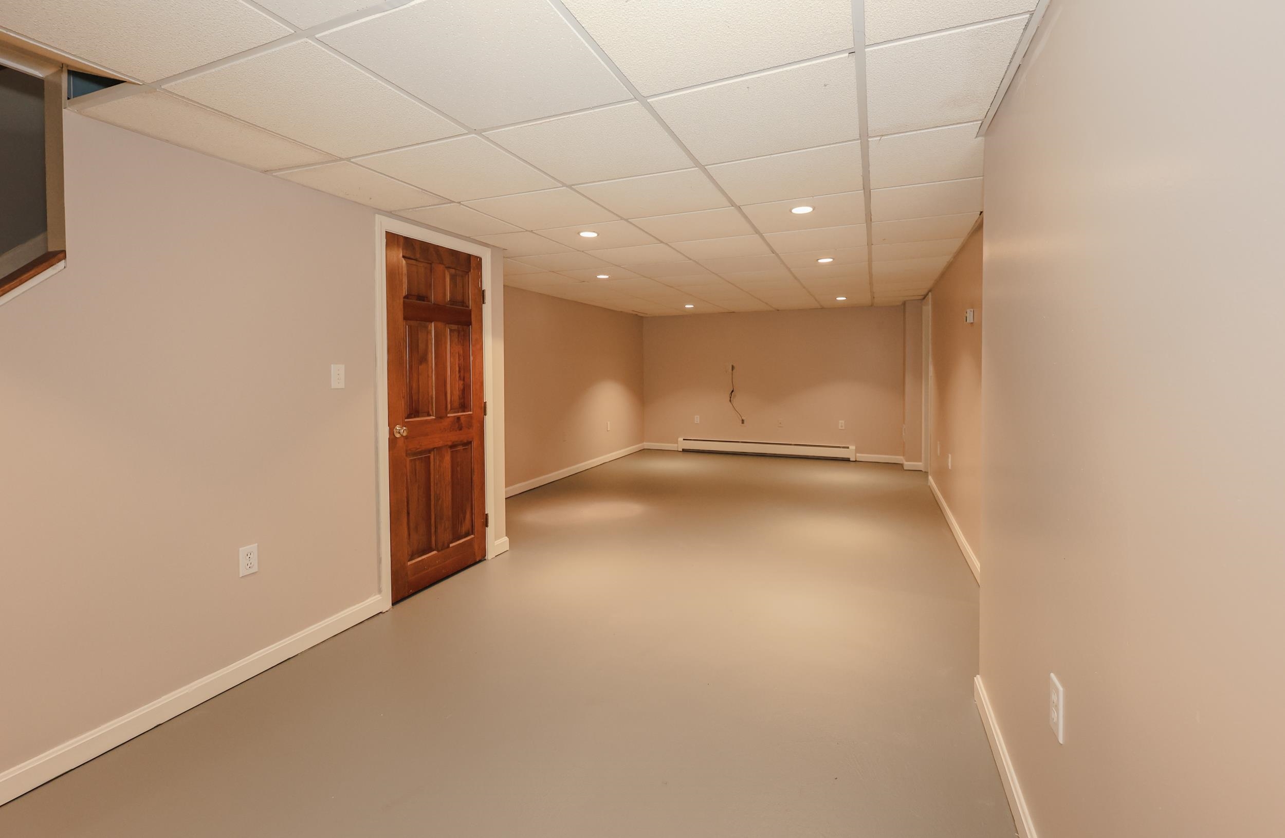 125 Indian Rock Road Merrimack, NH 03054 - Photo 35 of 52 Gallery Image 35