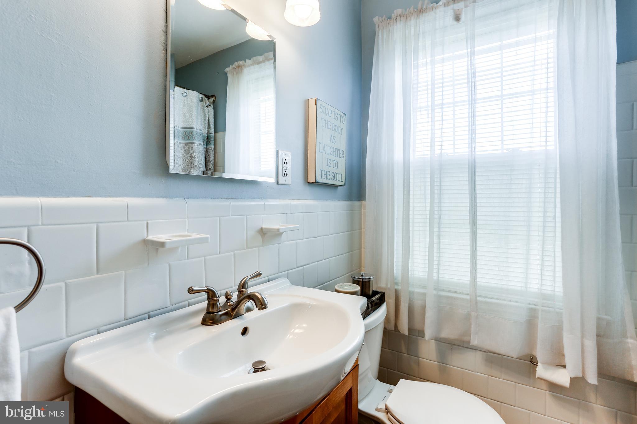 510 Academy Road Baltimore, MD 21228 - Photo 20 of 30 Bath