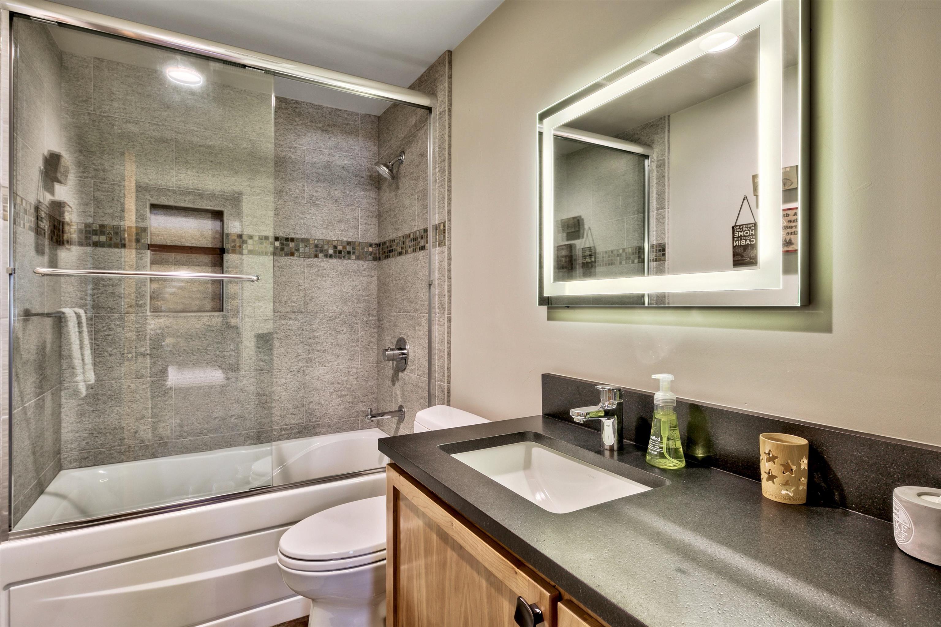 10515 Washoe Road Truckee, CA 96161 - Photo 18 of 21 Gallery Image 18