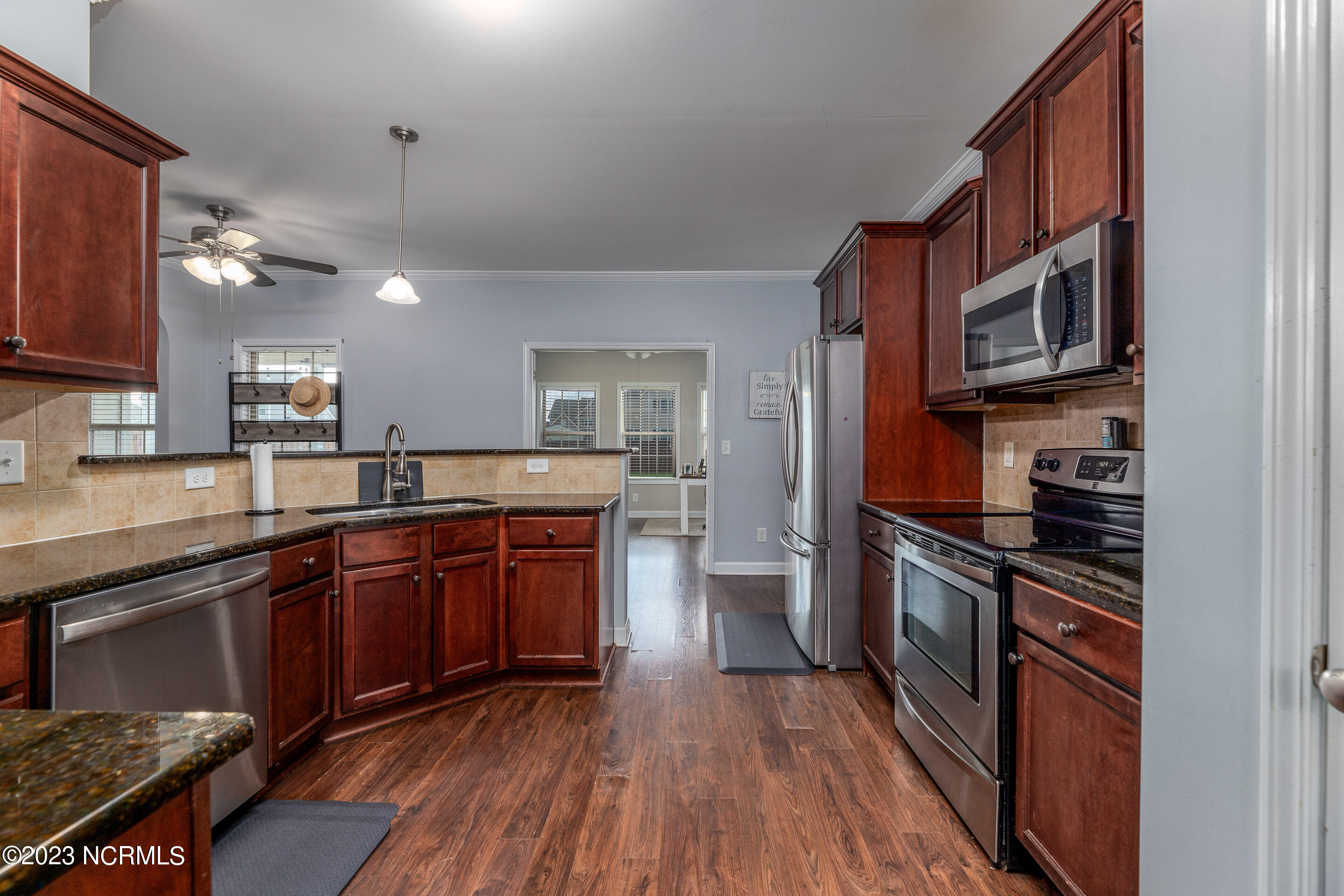 514 Sonoma Road Jacksonville, NC 28546 - Photo 14 of 42 B-15