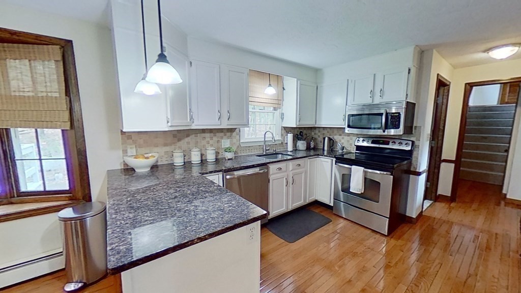 31 Inman Road Weymouth, MA 02188 - Photo 7 of 35 Gallery Image 7