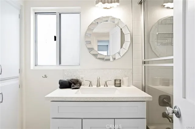 $6,475 | 418 A East Oceanfront, Newport Beach, CA 92661