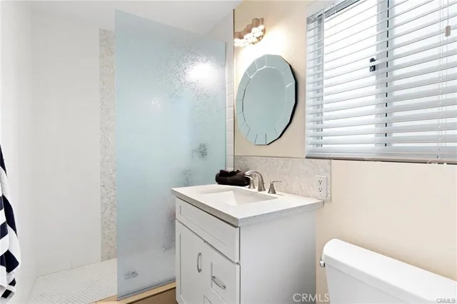 $6,475 | 418 A East Oceanfront, Newport Beach, CA 92661