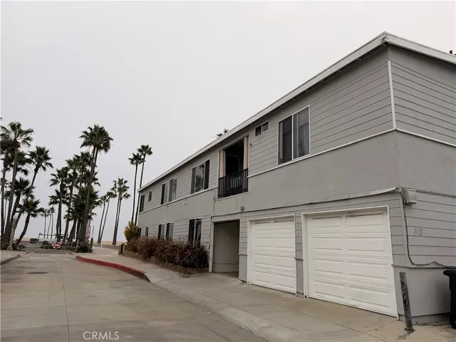 $6,475 | 418 A East Oceanfront, Newport Beach, CA 92661