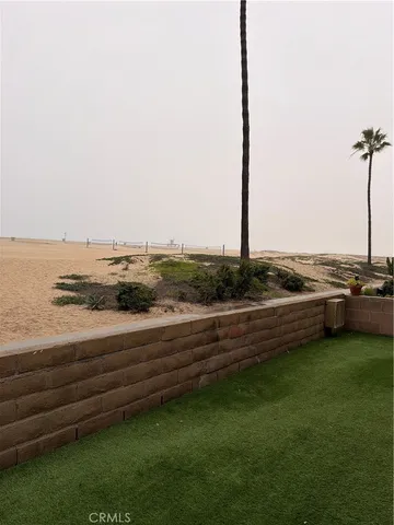 $6,475 | 418 A East Oceanfront, Newport Beach, CA 92661