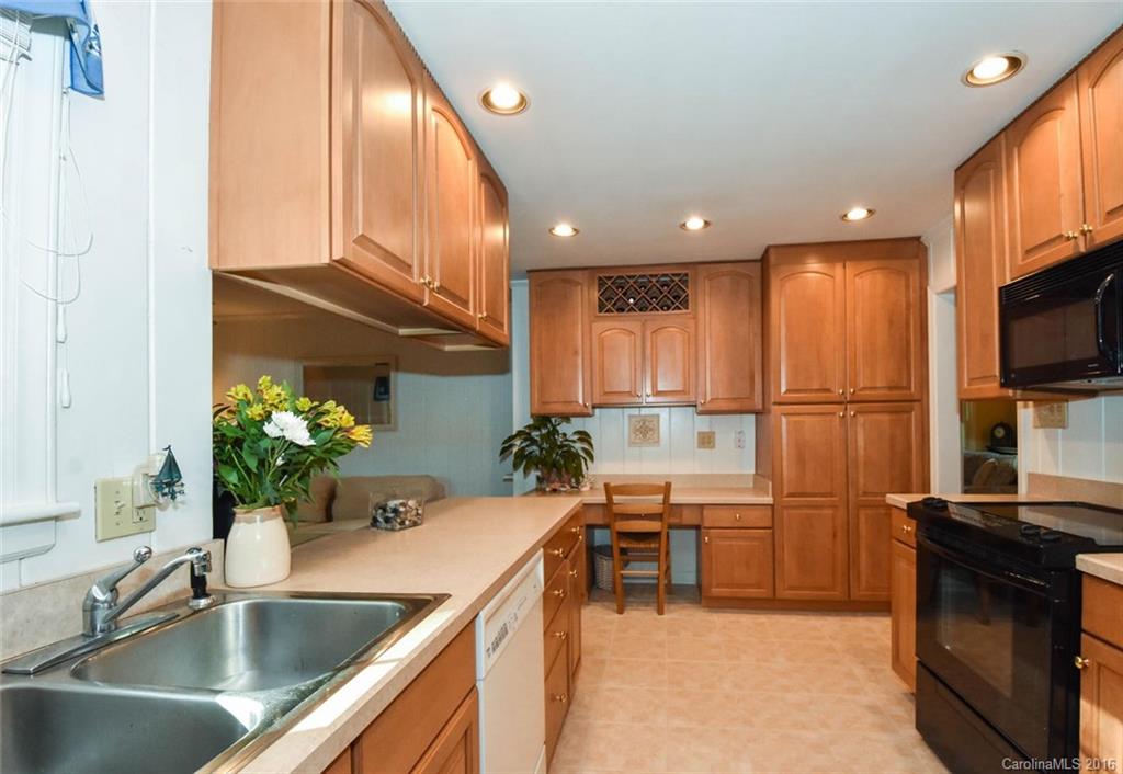 3527 Mill Pond Road Charlotte, NC 28226 - Photo 12 of 24 Gallery Image 12