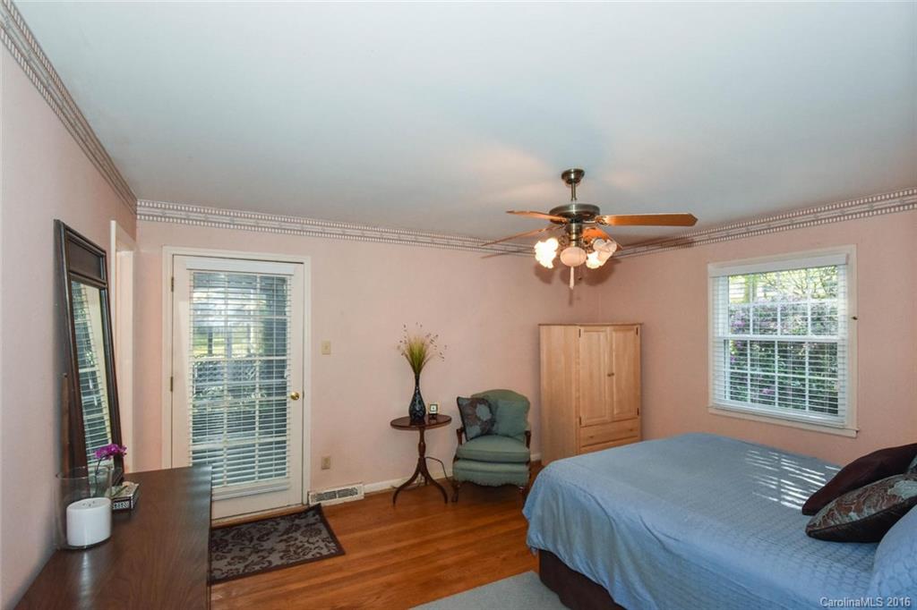 3527 Mill Pond Road Charlotte, NC 28226 - Photo 14 of 24 Gallery Image 14
