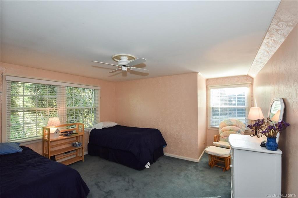 3527 Mill Pond Road Charlotte, NC 28226 - Photo 18 of 24 Gallery Image 18
