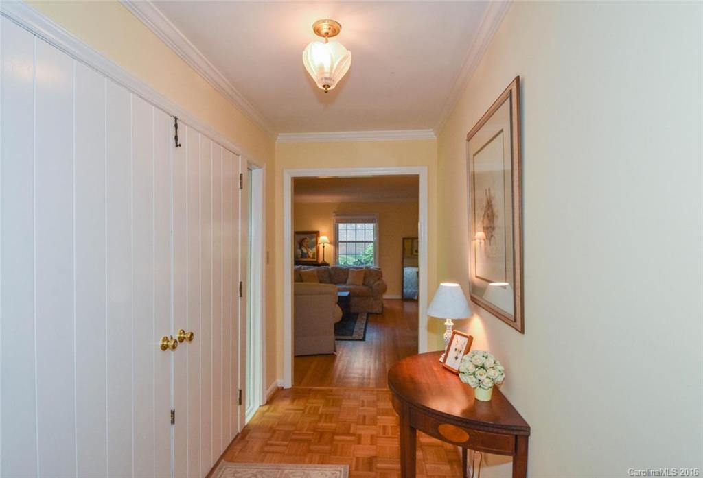3527 Mill Pond Road Charlotte, NC 28226 - Photo 3 of 24 Gallery Image 3
