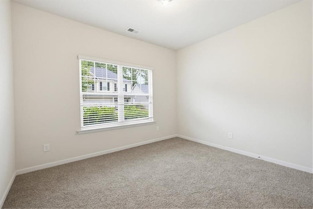 314 Boulder Run Hiram, GA 30141 - Photo 23 of 31 an empty room with a window
