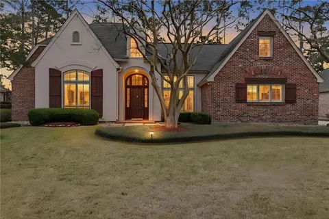 $719,000 | 36 Woodstone Drive, Mandeville, LA 70471