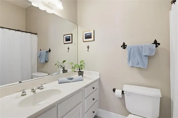 $719,000 | 36 Woodstone Drive, Mandeville, LA 70471