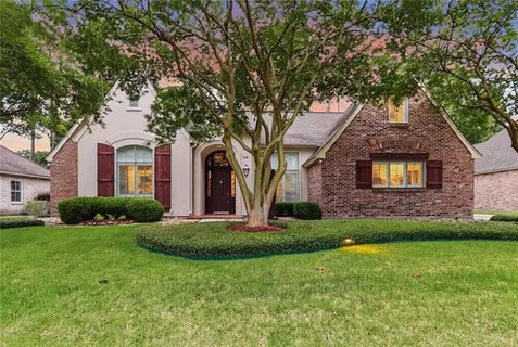 $700,000 | 36 Woodstone Drive, Mandeville, LA 70471