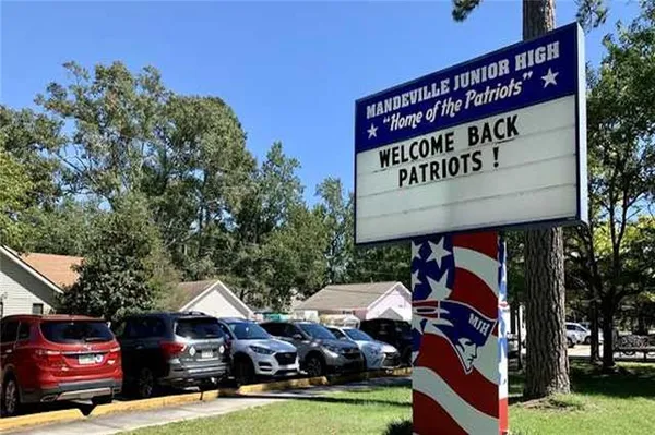 $719,000 | 36 Woodstone Drive, Mandeville, LA 70471