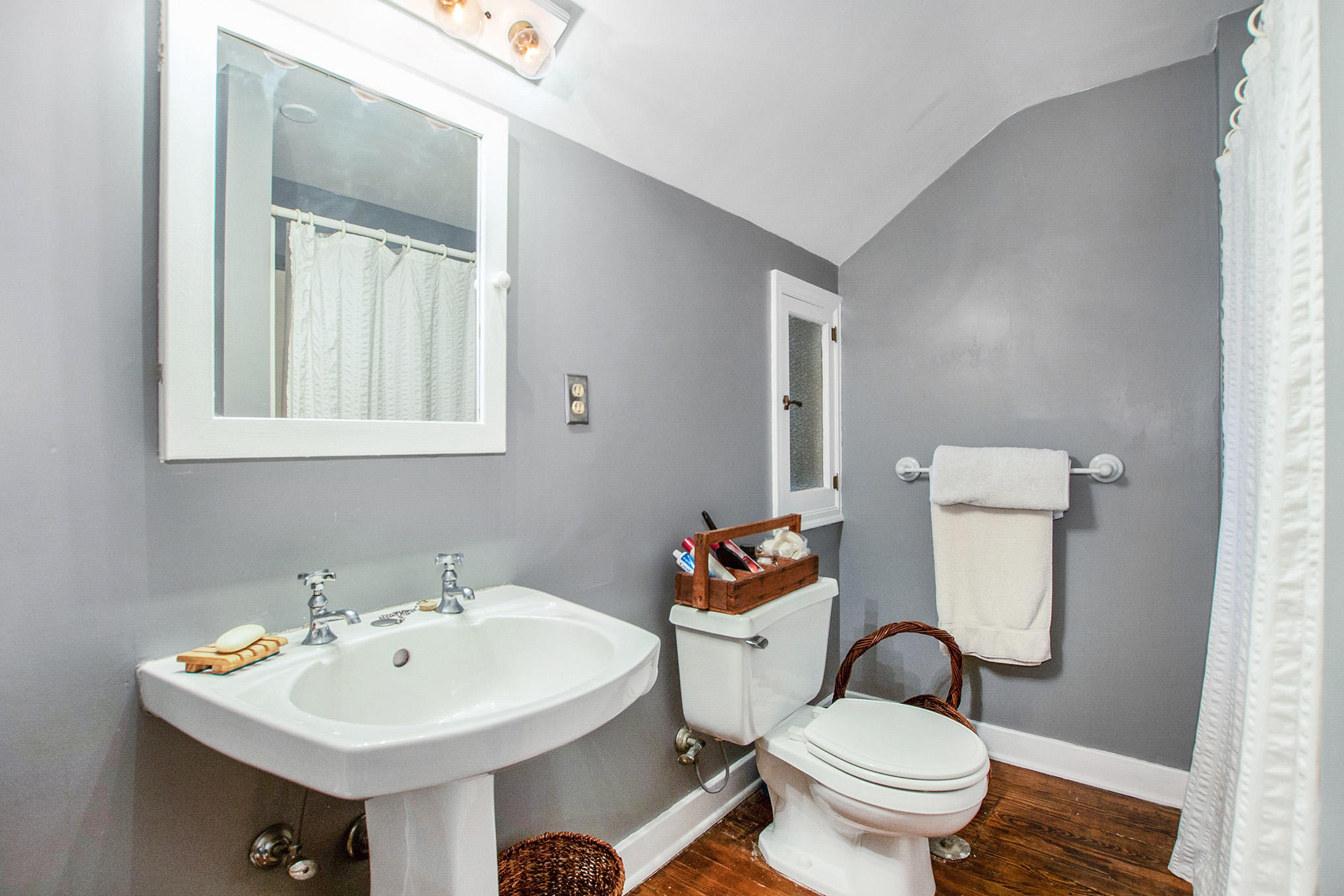 5737 Clymer Road Coloma, MI 49038 - Photo 28 of 50 upper bath