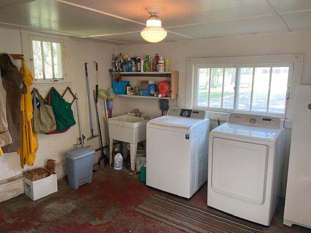 5737 Clymer Road Coloma, MI 49038 - Photo 35 of 50 Laundry room