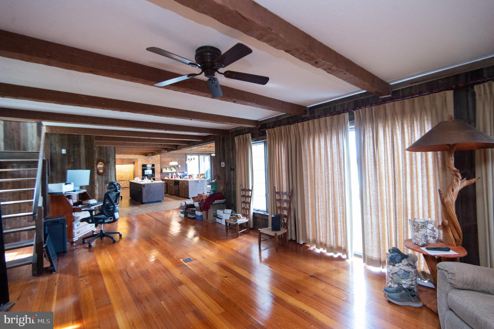 5499 Anderby Hall Road Royal Oak, MD 21662 - Photo 9 of 87 living room
AI photo