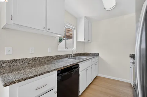$449,000 | 5035 Valley Crest Drive, Unit 177, Concord, CA 94521