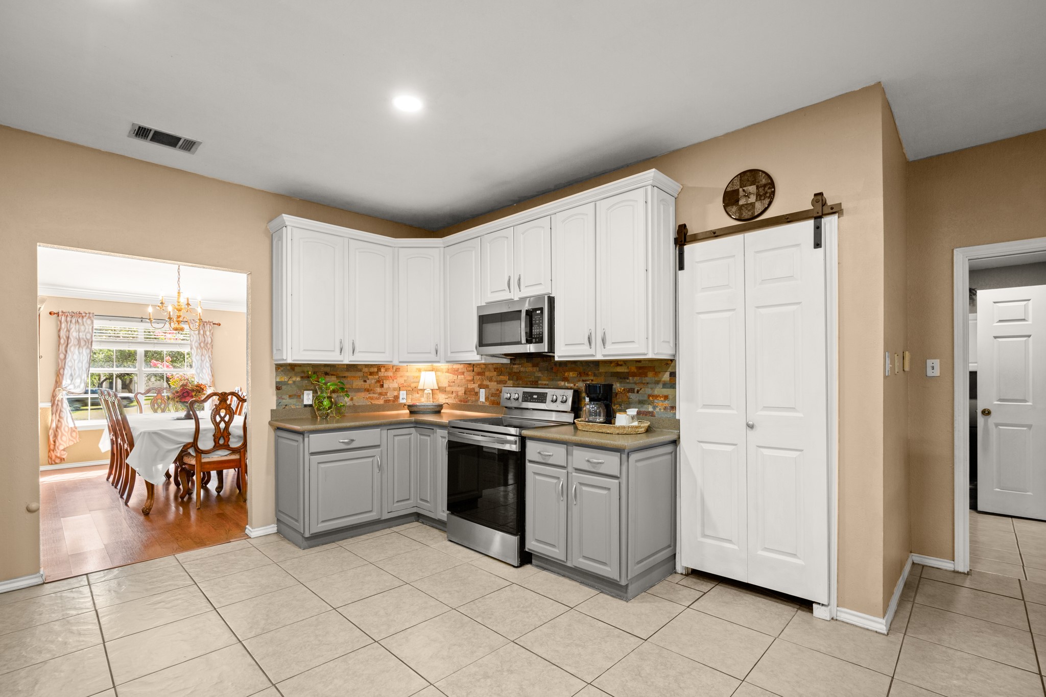 350 Lost River Road Georgetown, TX 78628 - Photo 14 of 39 Kitchen view.