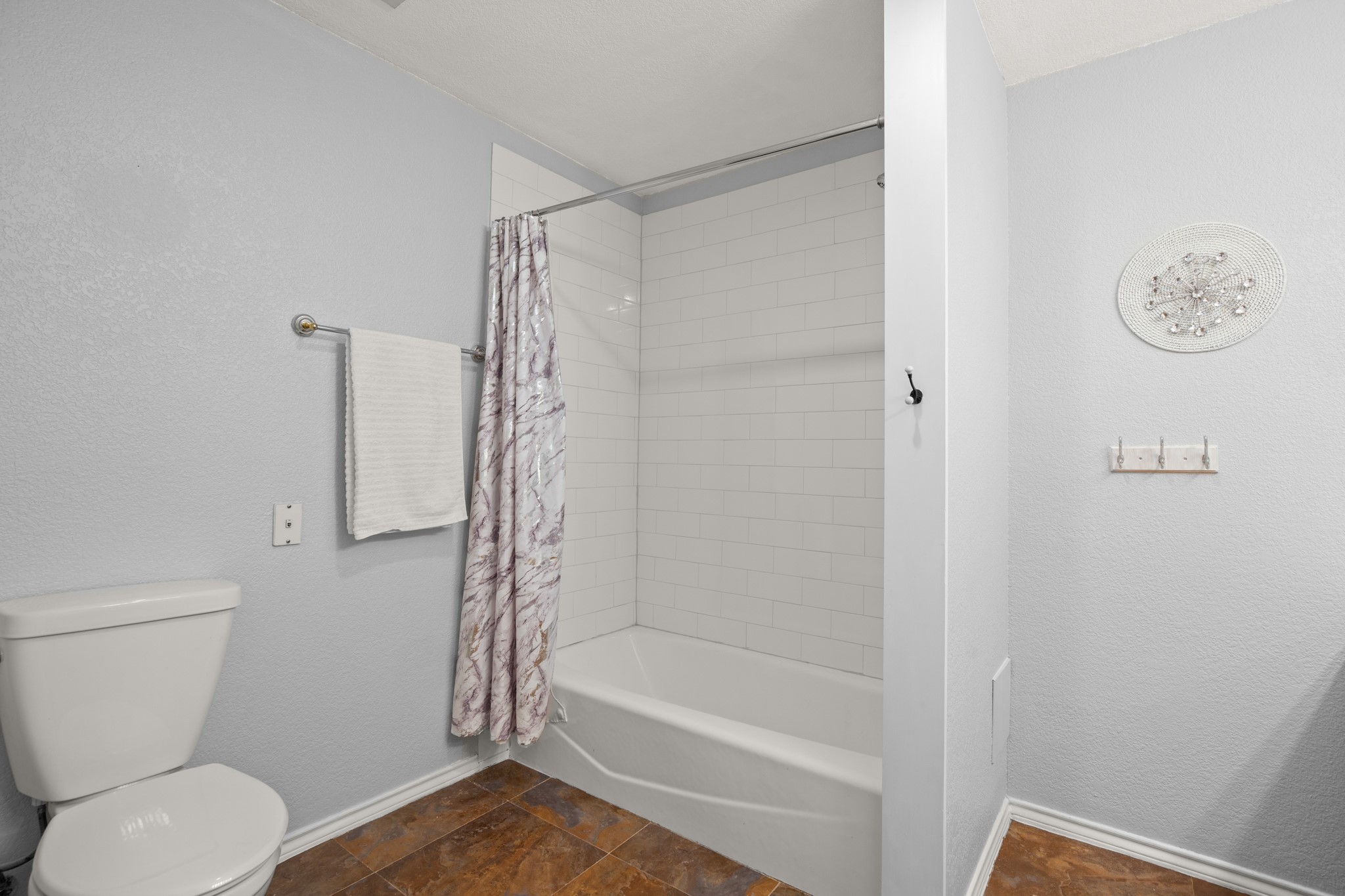 350 Lost River Road Georgetown, TX 78628 - Photo 31 of 39 Updated shower in the secondary bath.