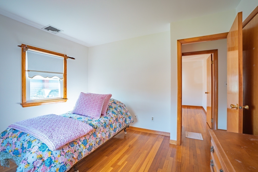 7 Cedarcrest Road Salem, MA 01970 - Photo 16 of 42