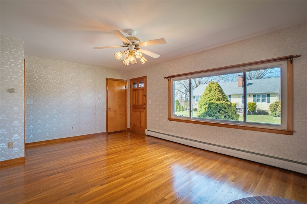 7 Cedarcrest Road Salem, MA 01970 - Photo 6 of 42