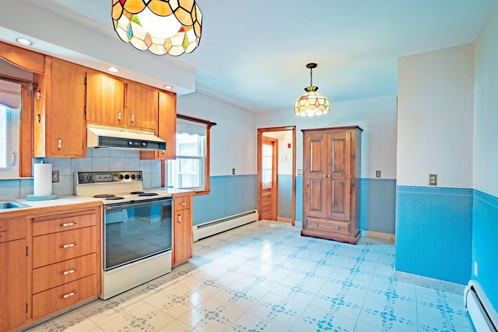7 Cedarcrest Road Salem, MA 01970 - Photo 10 of 42