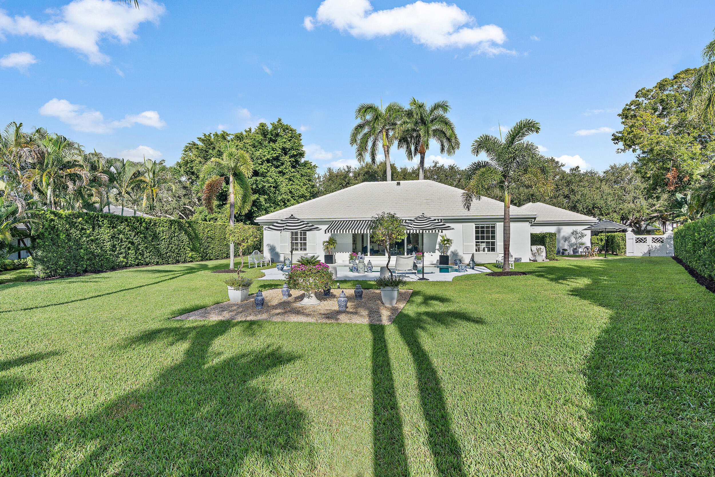 10182 Southeast Acorn Way Jupiter, FL 33469 - Photo 33 of 56 Spacious and private yard