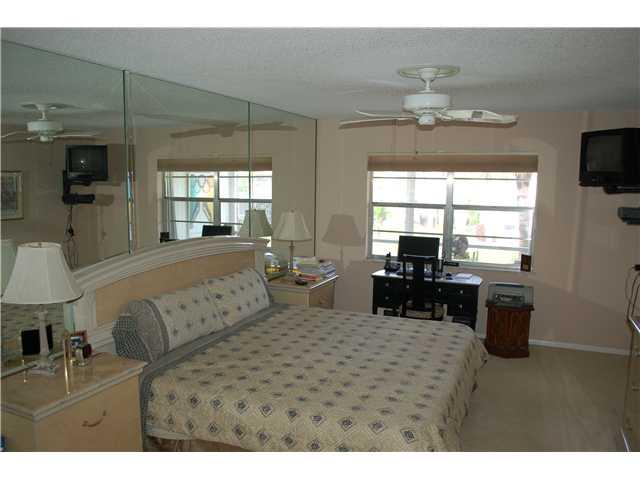 1917 Southwest Palm City Road, Unit 9I Stuart, FL 34994 - Photo 8 of 13 Gallery Image 8