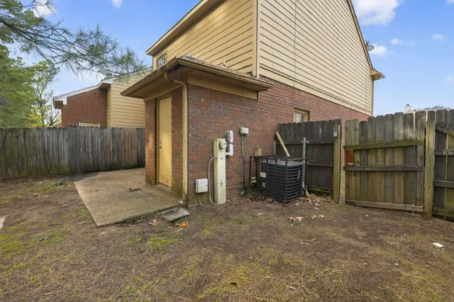 $114,900 | 5581 Crepe Myrtle Drive, Memphis, TN 38115