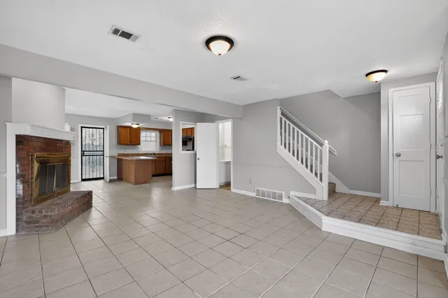 $114,900 | 5581 Crepe Myrtle Drive, Memphis, TN 38115