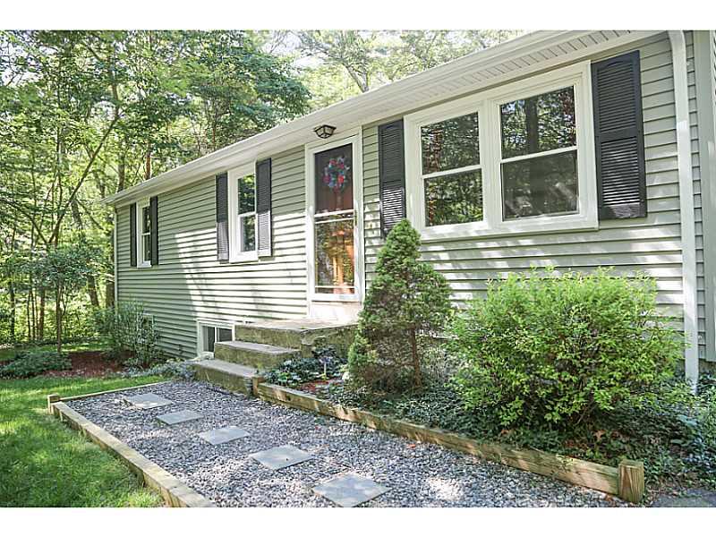 94 Hoxsie Road Richmond, RI 02892 - Photo 3 of 25 Exterior Front.
