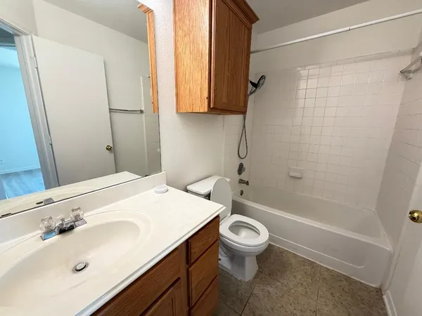 $2,245 | 1913 Overland Drive, Leander, TX 78641