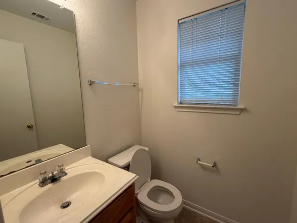 $2,245 | 1913 Overland Drive, Leander, TX 78641