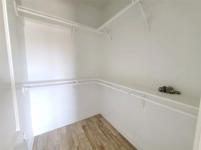 $1,150 | 501 East Davis Street, Unit 2, Conroe, TX 77301