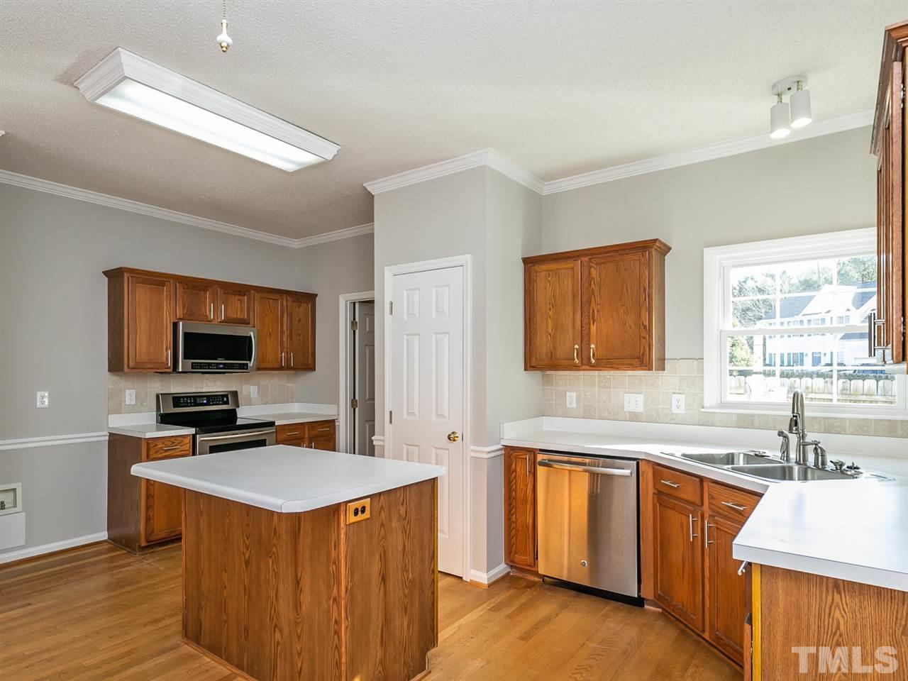 3409 Kensett Way Raleigh, NC 27616 - Photo 8 of 29 Gallery Image 8