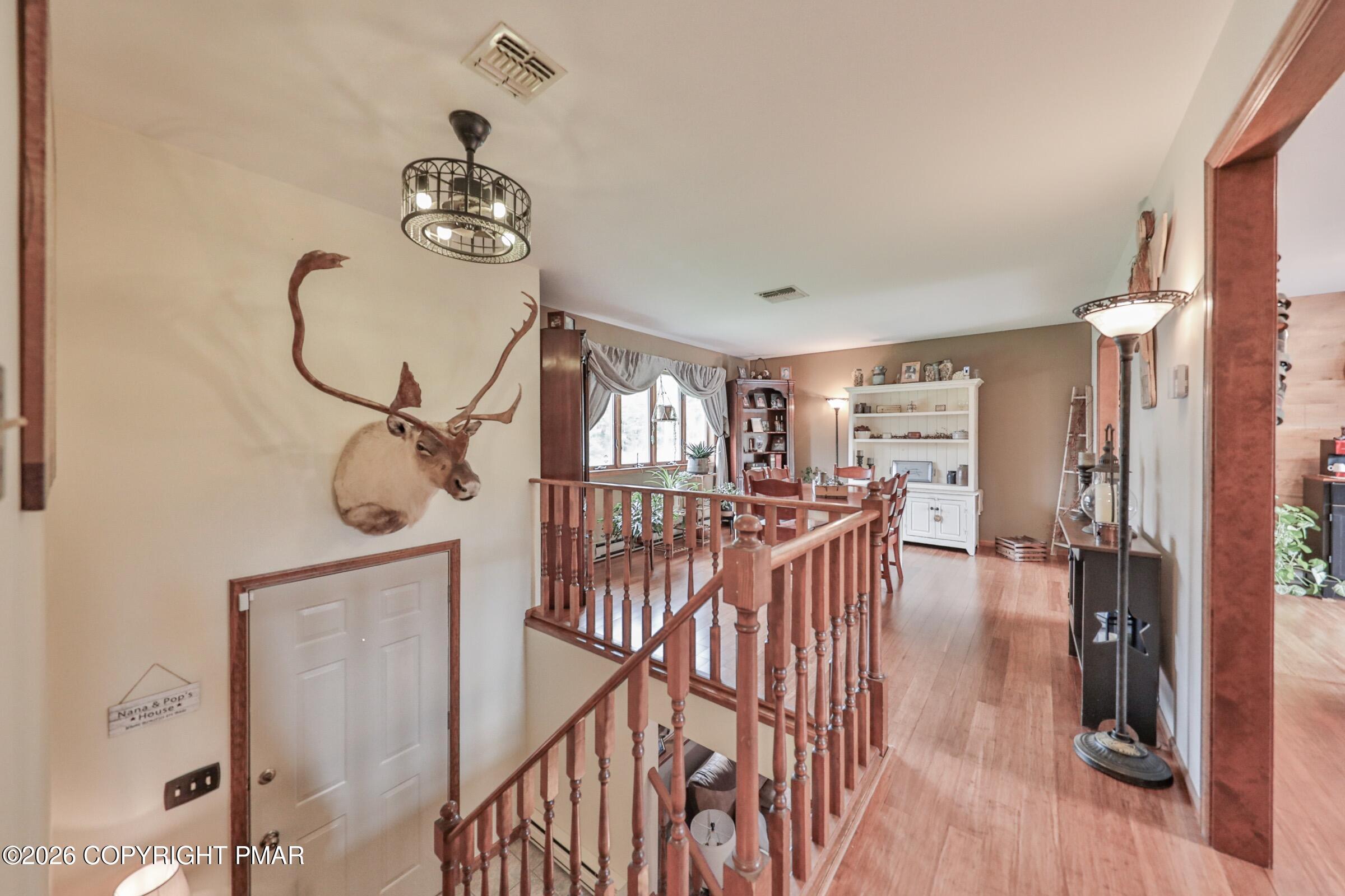 1040 Stagecoach Road West Lehighton, PA 18235 - Photo 5 of 76 Livng Room