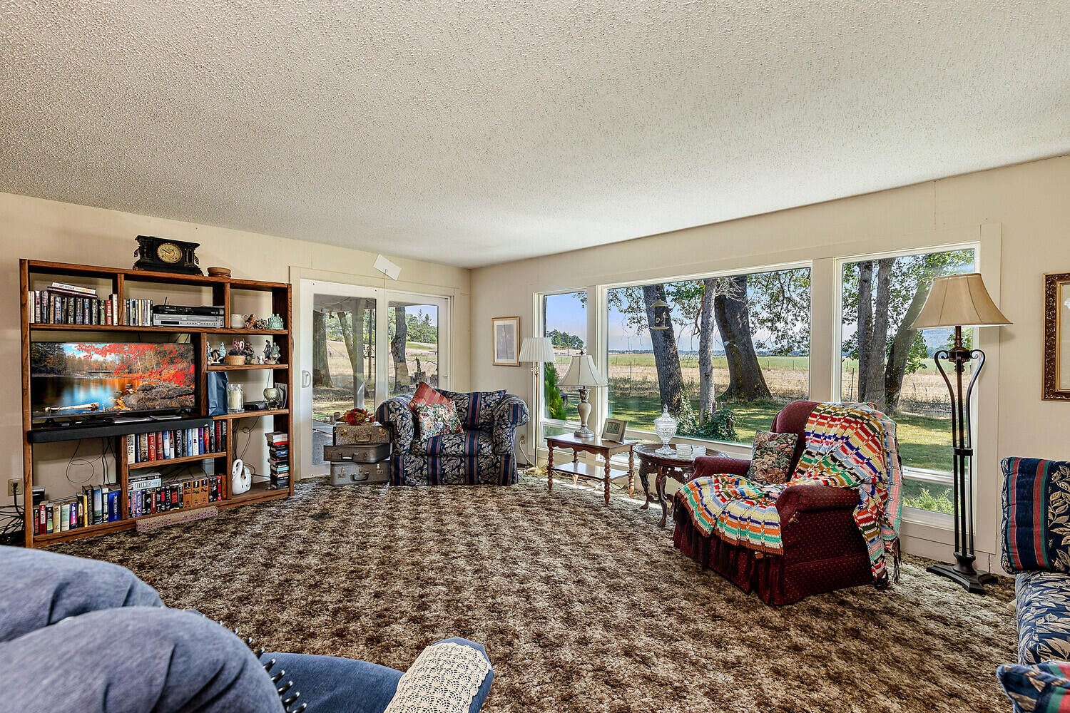 13455 Table Rock Road White City, OR 97503 - Photo 24 of 52 3a