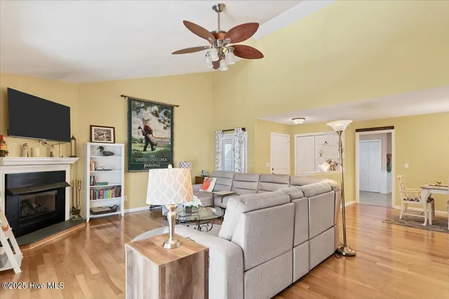 $297,500 | 32 A Martin Drive, Whispering Pines, NC 28327