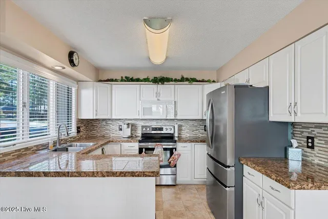 $297,500 | 32 A Martin Drive, Whispering Pines, NC 28327