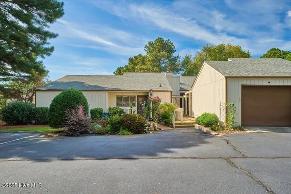 $295,000 | 32 A Martin Drive, Whispering Pines, NC 28327