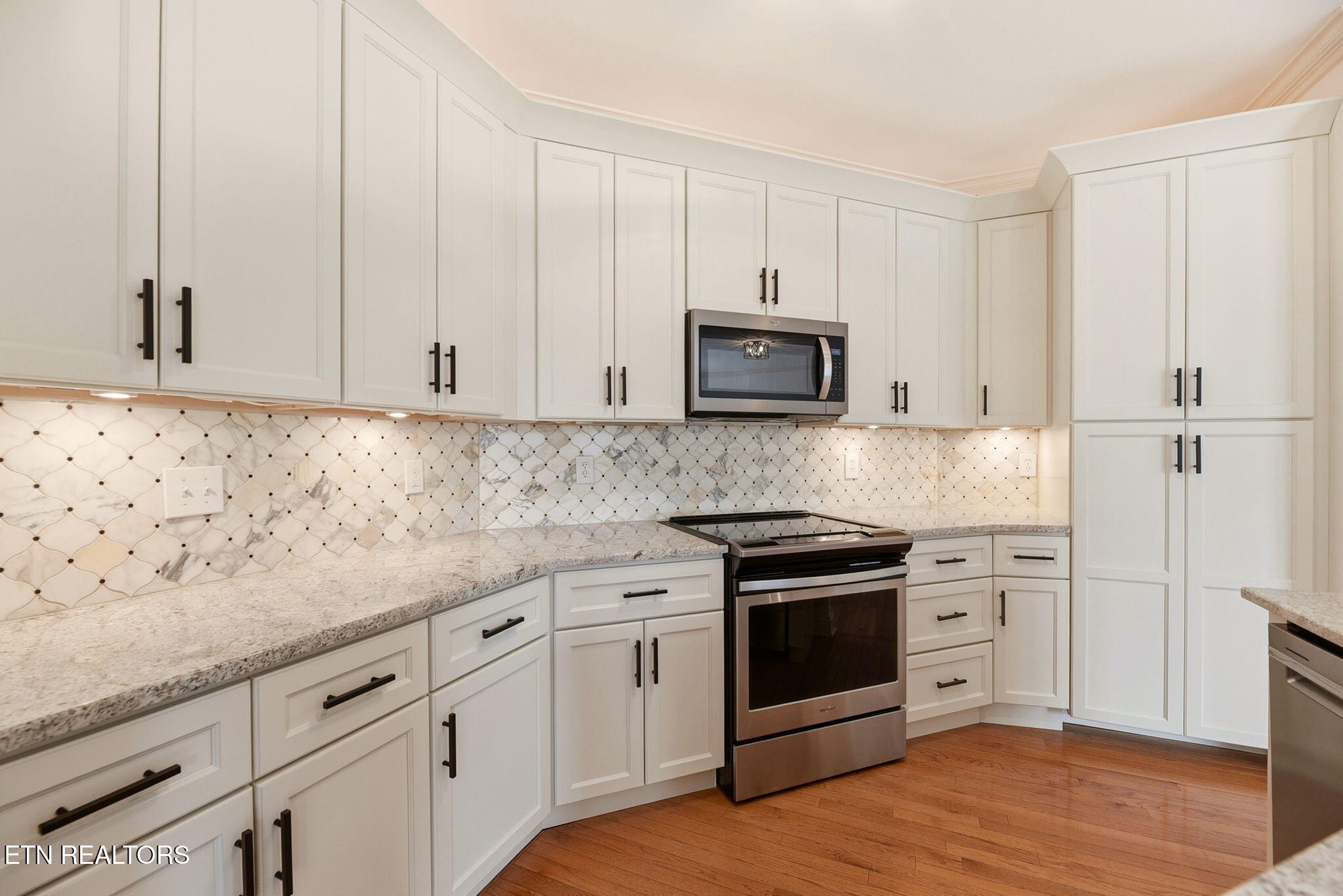 49 Royal Troon Circle Oak Ridge, TN 37830 - Photo 15 of 45 15-web-or-mls-DSC_5385