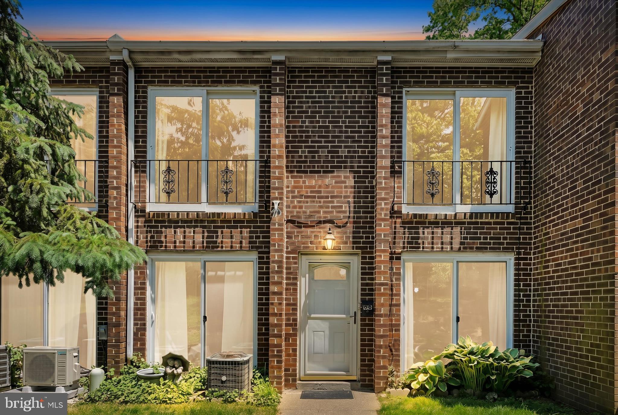 9001 Ridge Avenue, Unit 46 Philadelphia, PA 19128 - Photo 26 of 29 Virtual Twilight